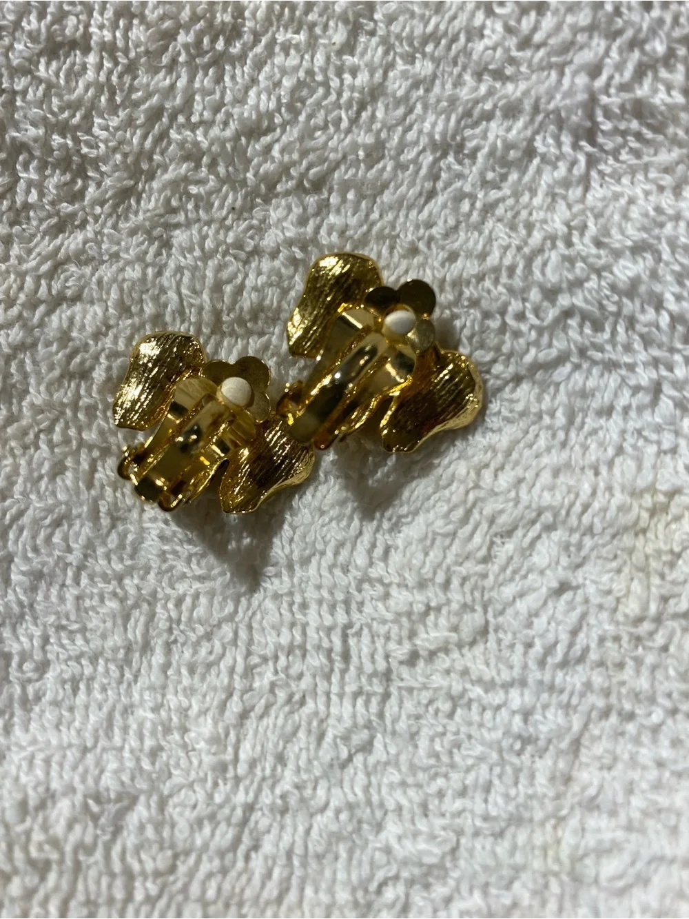 Gold Elephant Head Clip On  Earrings - Women's Accessories (RR)